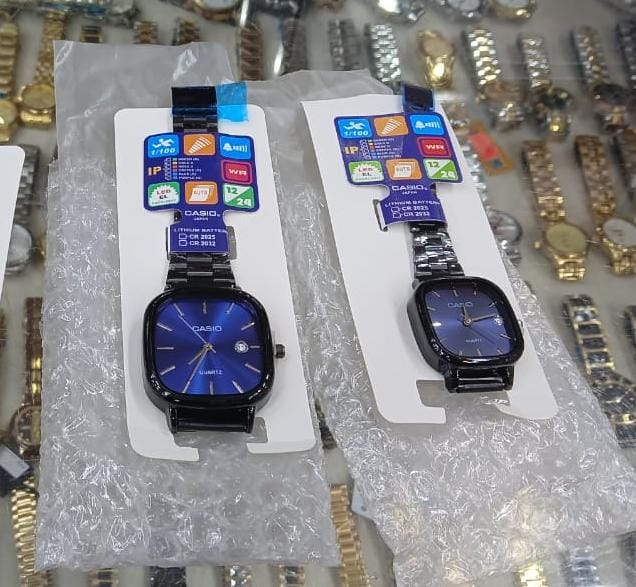 Riyal Tech™Casio Black Chain Blue Dial Couple Watch